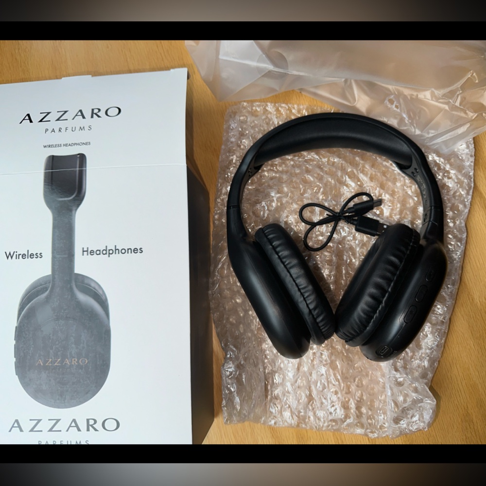 Azzaro Wireless Headphone blu tooth Black - NEW